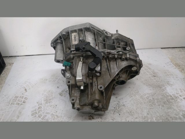 bontott DACIA DUSTER Váltó (Mechanikus)