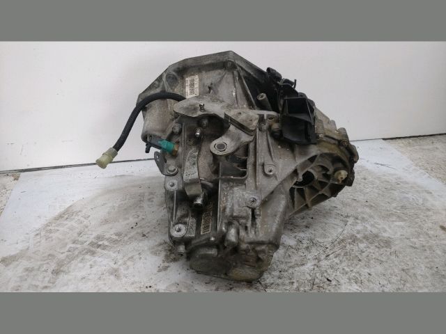 bontott DACIA DUSTER Váltó (Mechanikus)