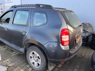 bontott DACIA DUSTER Bal első Gólyaláb (Lengécsillapító, Rugó)