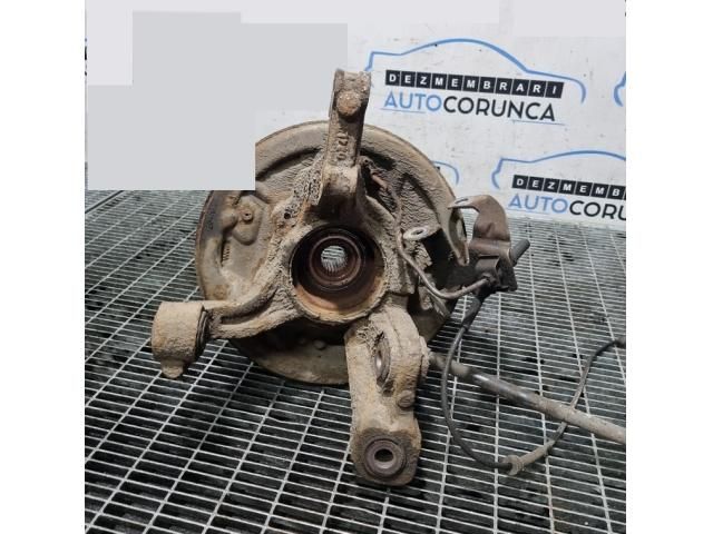 bontott DACIA DUSTER Bal hátsó Csonkállvány