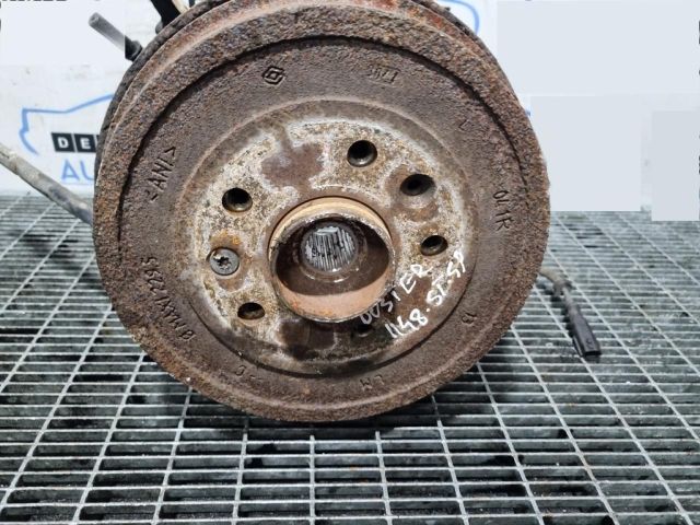 bontott DACIA DUSTER Bal hátsó Csonkállvány