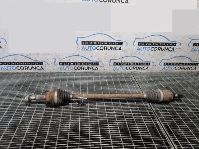 bontott DACIA DUSTER Bal hátsó Féltengely