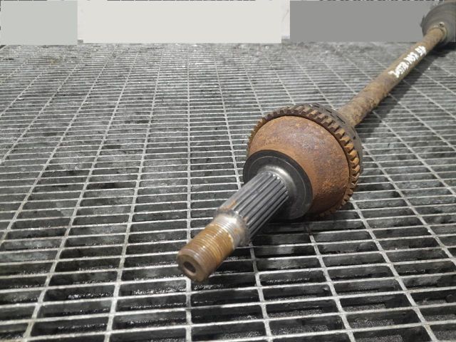 bontott DACIA DUSTER Bal hátsó Féltengely