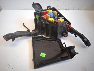 bontott DACIA DUSTER Biztosítéktábla Motortér