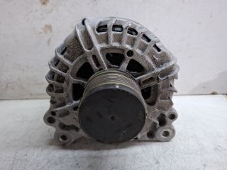 bontott DACIA DUSTER Generátor