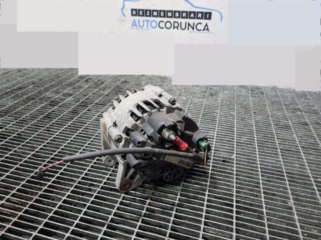 bontott DACIA DUSTER Generátor