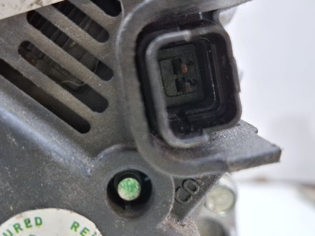 bontott DACIA DUSTER Generátor