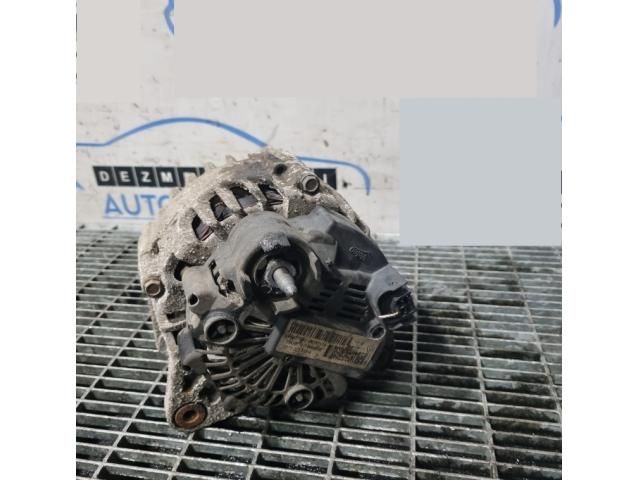 bontott DACIA DUSTER Generátor