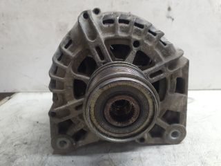 bontott DACIA DUSTER Generátor