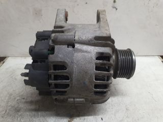 bontott DACIA DUSTER Generátor