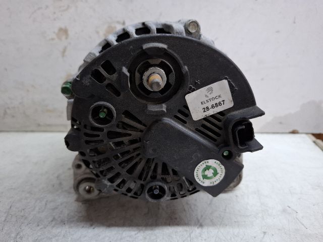 bontott DACIA DUSTER Generátor