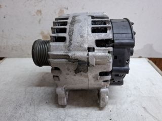 bontott DACIA DUSTER Generátor