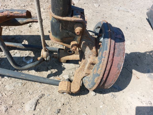 bontott DACIA DUSTER Hátsó Híd (Dobfékes)