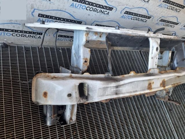 bontott DACIA DUSTER Homlokfal (Üres lemez)