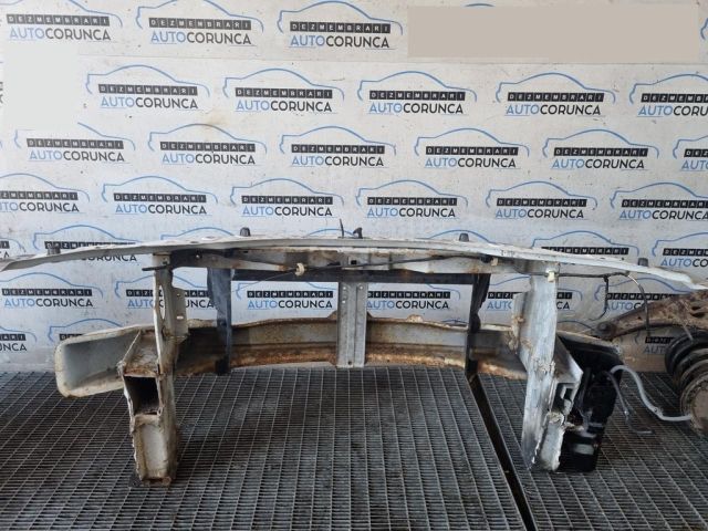 bontott DACIA DUSTER Homlokfal (Üres lemez)