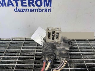 bontott DACIA DUSTER Hűtőventilátor Relé
