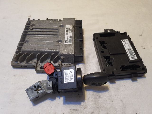 bontott DACIA DUSTER Immobilizer Elektronika