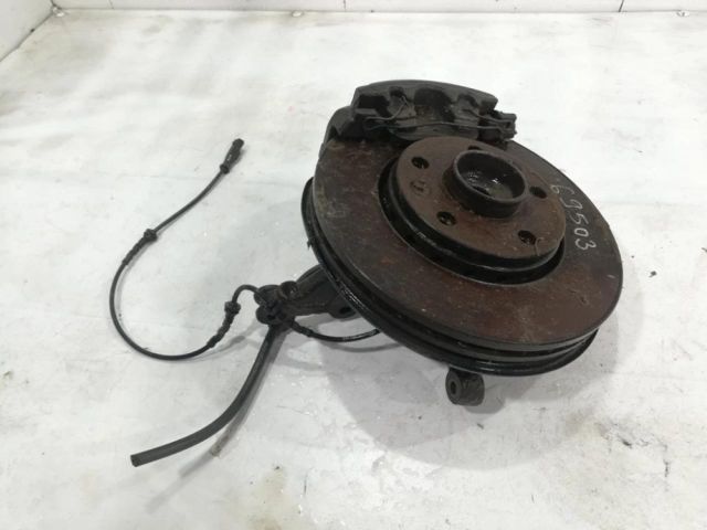 bontott DACIA DUSTER Jobb első Csonkállvány