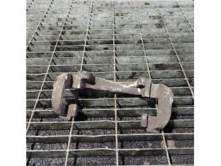 bontott DACIA DUSTER Jobb első Fékkengyel