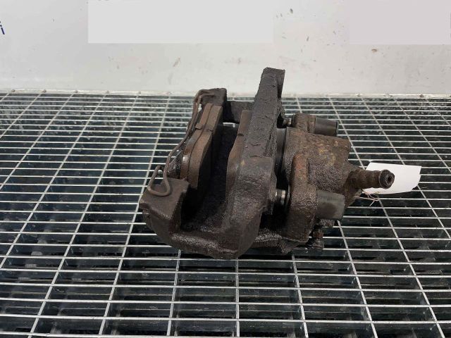 bontott DACIA DUSTER Jobb első Féknyereg Munkahengerrel