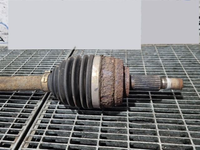 bontott DACIA DUSTER Jobb Féltengely