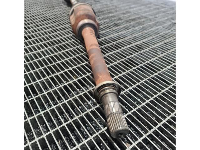 bontott DACIA DUSTER Jobb Féltengely