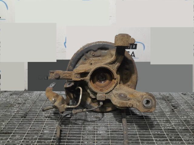 bontott DACIA DUSTER Jobb hátsó Csonkállvány