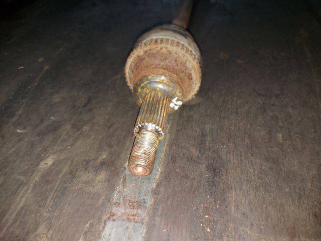 bontott DACIA DUSTER Jobb hátsó Féltengely