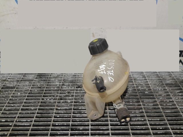 bontott DACIA DUSTER Kiegyenlítő Tartály