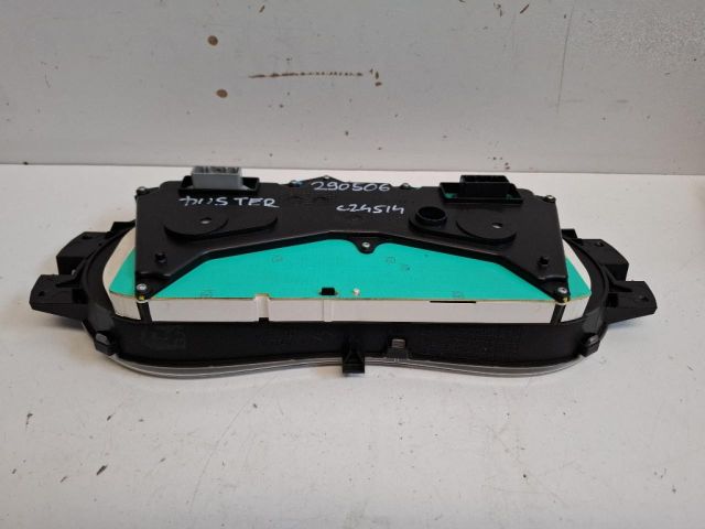 bontott DACIA DUSTER Kilométeróra