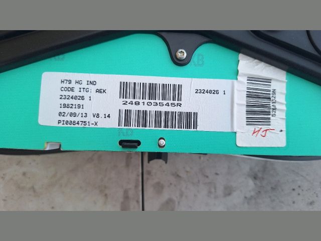 bontott DACIA DUSTER Kilométeróra