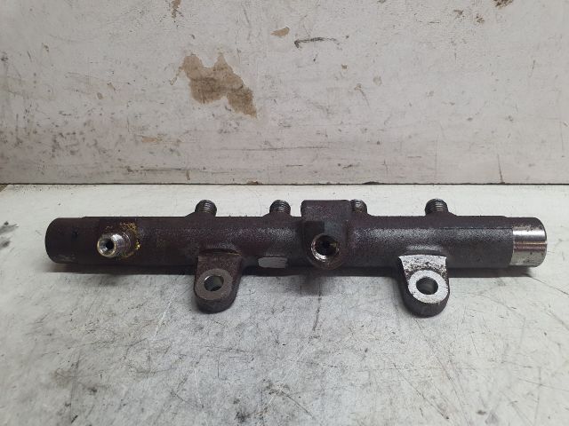 bontott DACIA DUSTER Közösnyomócső