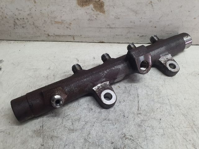 bontott DACIA DUSTER Közösnyomócső