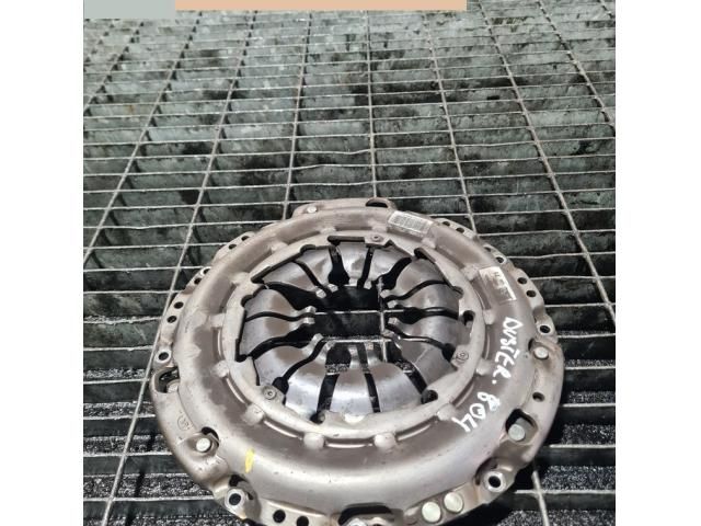 bontott DACIA DUSTER Kuplung Szett (Szerkezet, Tárcsa)