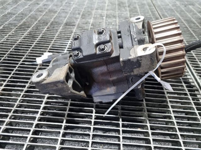 bontott DACIA DUSTER Nagynyomású Szivattyú