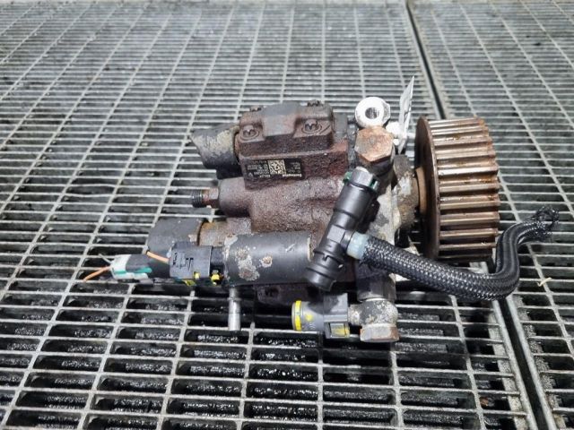 bontott DACIA DUSTER Nagynyomású Szivattyú