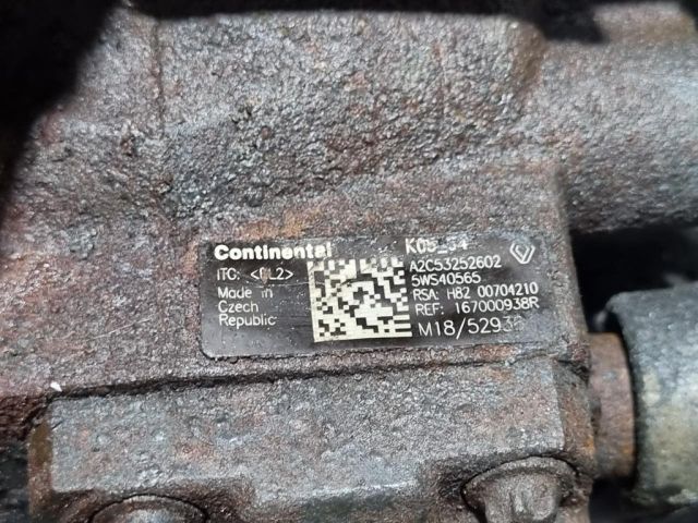 bontott DACIA DUSTER Nagynyomású Szivattyú