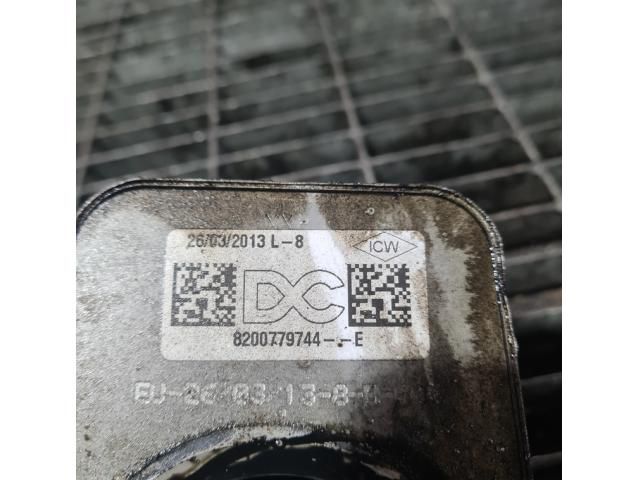 bontott DACIA DUSTER Olajhűtő