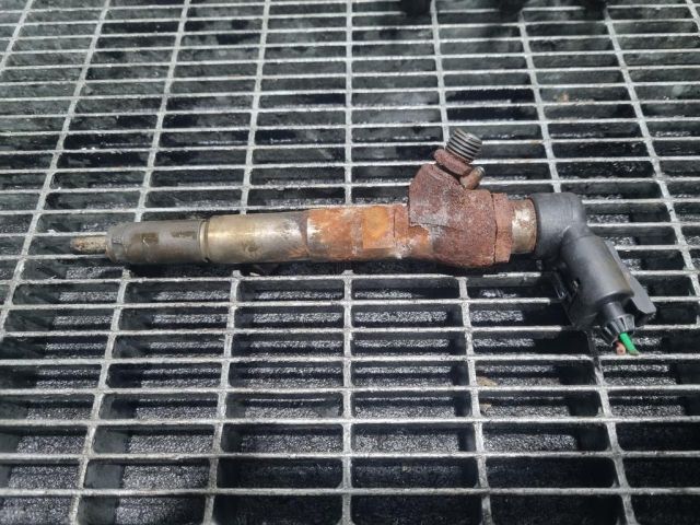 bontott DACIA DUSTER Porlasztó (1 db)