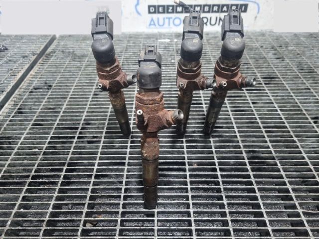 bontott DACIA DUSTER Porlasztó (1 db)