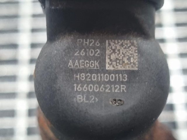 bontott DACIA DUSTER Porlasztó (1 db)