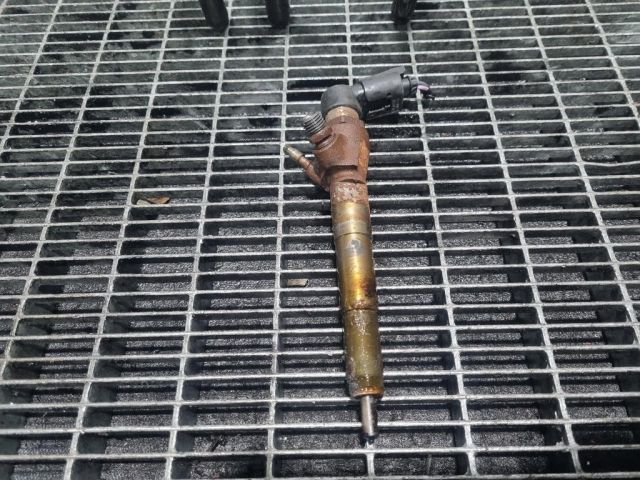 bontott DACIA DUSTER Porlasztó (1 db)