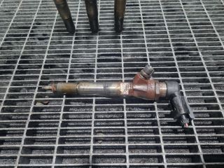 bontott DACIA DUSTER Porlasztó (1 db)