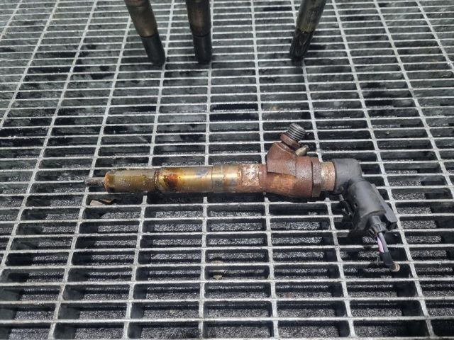 bontott DACIA DUSTER Porlasztó (1 db)