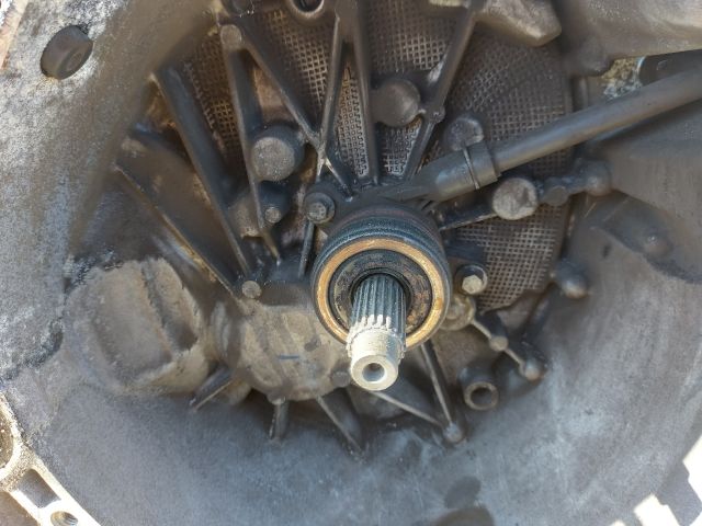 bontott DACIA DUSTER Váltó (Mechanikus)