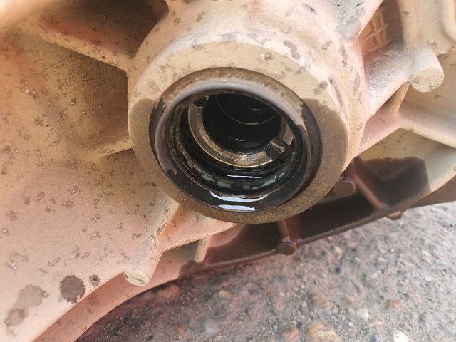 bontott DACIA DUSTER Váltó (Mechanikus)