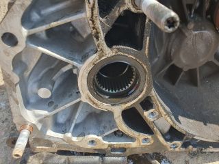 bontott DACIA DUSTER Váltó (Mechanikus)