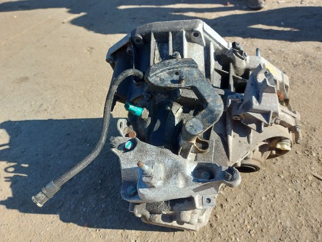 bontott DACIA DUSTER Váltó (Mechanikus)