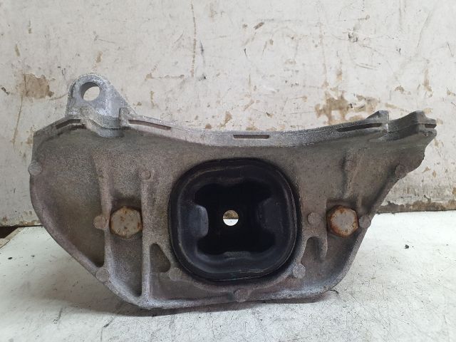 bontott DACIA DUSTER Váltó Tartó Bak (Pozíciófüggetlen)