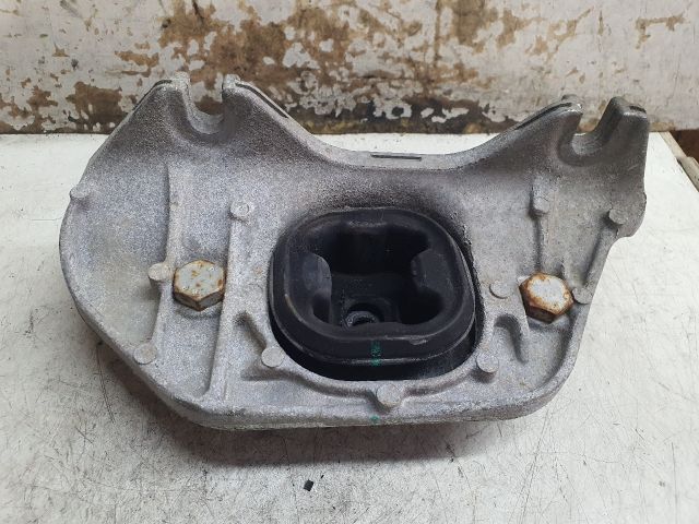 bontott DACIA DUSTER Váltó Tartó Bak (Pozíciófüggetlen)